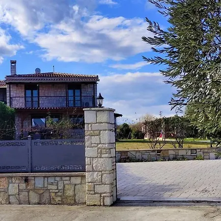 Stone Maria In Fthiotida Villa *