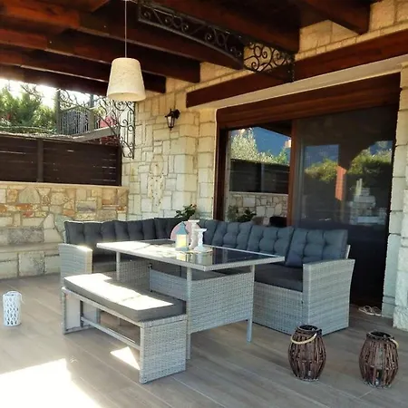 Villa Stone Maria In Fthiotida Kamena Vourla